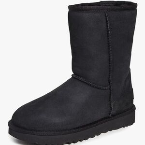Classic black Ugg short boot